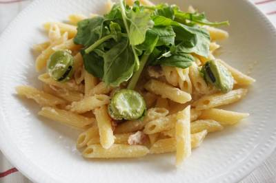 春の豆とたけのこクリームペンネ