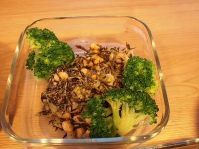 アボカドのひじきサラダ