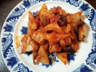 豚肉とセロリのトマト煮