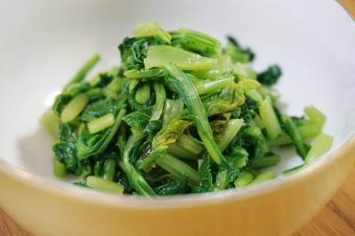 かぶの茎菜と皮の浅漬け