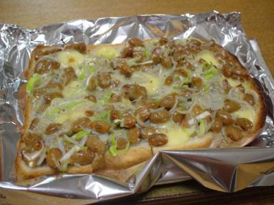 じゃこ納豆チーズトースト