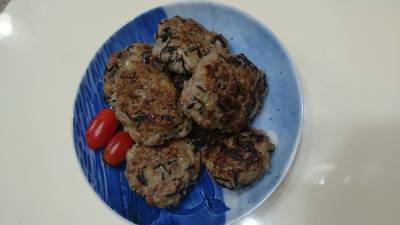 ひじき入りミニハンバーグ