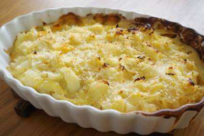 キャベツとゆで卵のグラタン