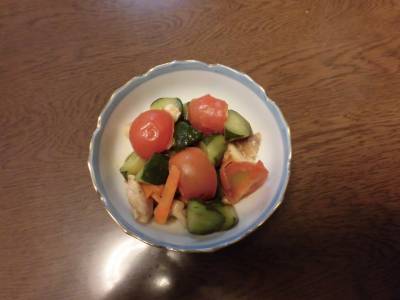 きゅうりと鶏肉の甘酢炒め