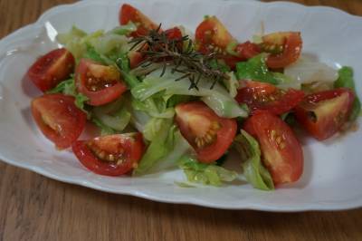 キャベツとトマトのマリネ