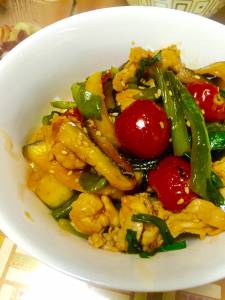 牛肉ピーマン丼(セゴギトッパプ)