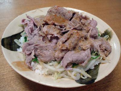 もやしと牛肉のごまポン酢丼
