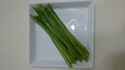 グリーンアスパラガスのゆで方
