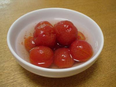 トマトの丸ごとピクルス