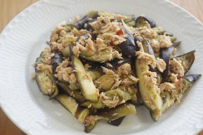 なすとツナの塩炒め