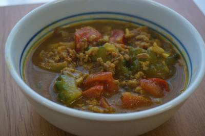 ゴーヤーとトマトのサラサラカレー