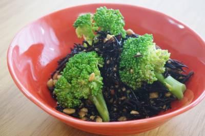 ひじきとブロッコリの納豆あえ