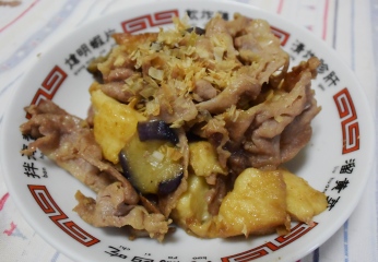 ちぎり厚揚げと豚バラの和風炒め