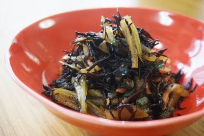 ひじきとベーコンのうま煮