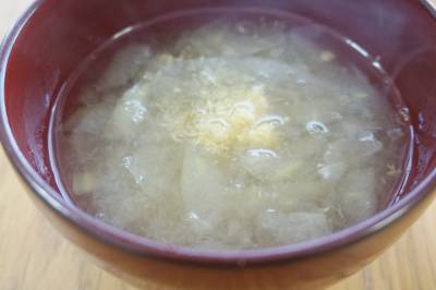 くずしとうがんの温かい澄まし汁