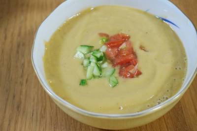 トマトとアボカドの甘酒ガスパッチョ