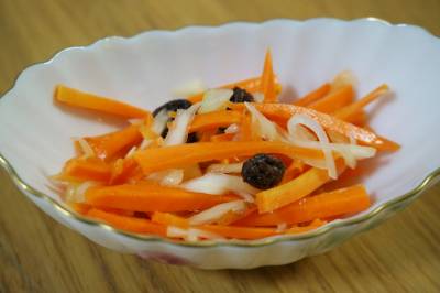 にんじんとセロリのサラダ オレンジ風味