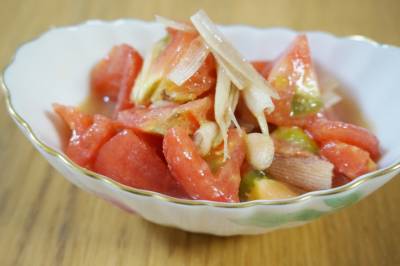 トマトとみょうがの酢みそあえ