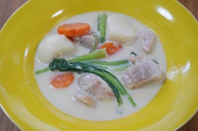 みそクリームシチュー