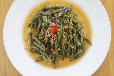 いんげんとひき肉のきんぴら