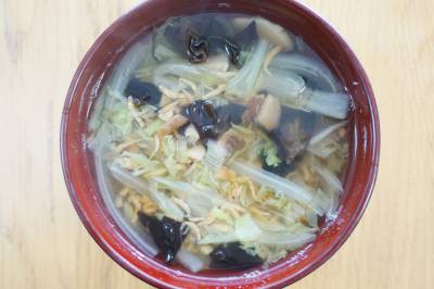 白菜と干しえびのスープ