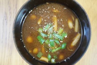 なめこの赤だし