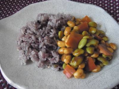 豆入りドライカレー