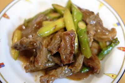 牛肉とアスパラのオイスター炒め