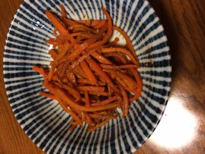 にんじんのごまきんぴら