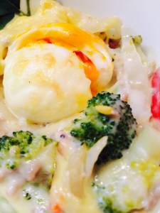 ブロッコリーと豚ひき肉のグラタン