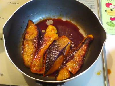 ぶりの照り焼き