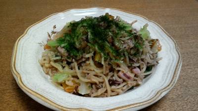 キャベツたっぷりそばめし焼きそば