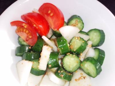 きゅうりサラダ