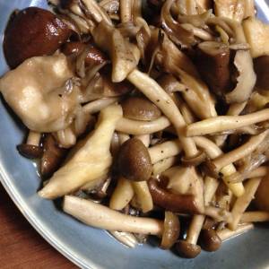 きのこのソテー