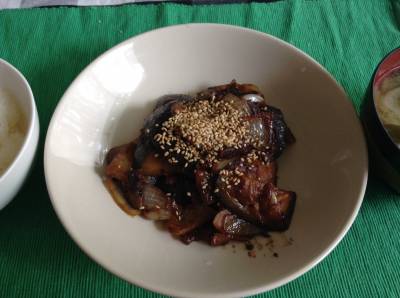 なすと豚肉のみそ炒め