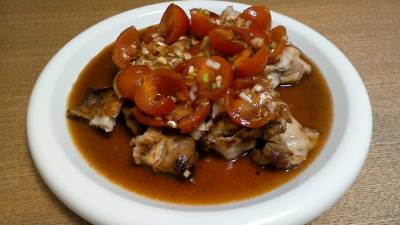 揚げ鶏のトマトねぎソース