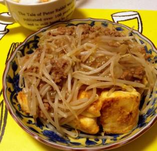 豆腐のピカタ豚もやしあん