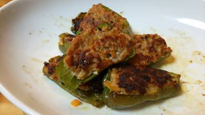 ピーマンの肉詰め