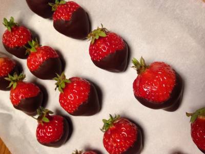 いちごのチョコレートフォンデュ