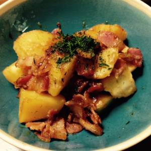 じゃがいもとベーコンの煮ころがし