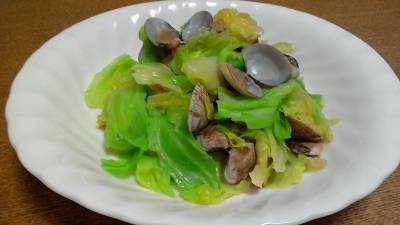 春キャベツとあさりのサッと蒸し