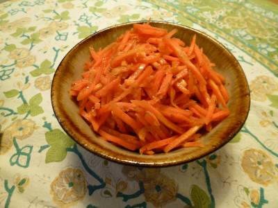 春にんじんのせん切りサラダ~ピリ辛サラダ~