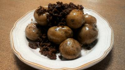 新じゃがと豚ひき肉の和風煮