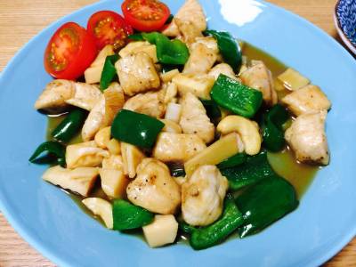 鶏むねカシューナッツ炒め