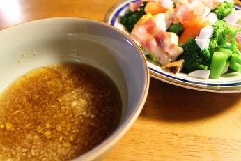 エダモンドレッシングで春野菜サラダ