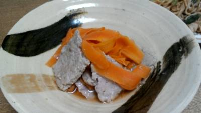 甘酢にんじんのひき肉あえ