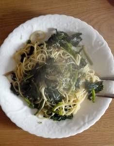 ほうれんそうとじゃこのパスタ