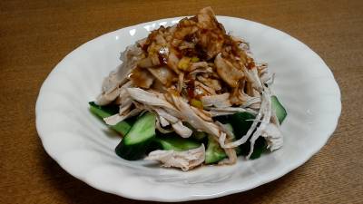 蒸し鶏のねぎソースがけ