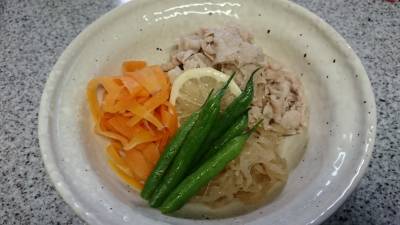 春にんじんと新たまねぎのひらひら煮