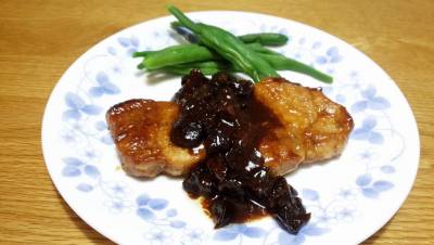 豚肉ソテー プルーン仕立て